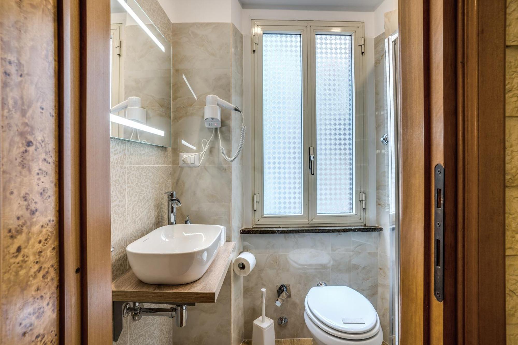 Fontana Di Trevi Charming Apartment Рим Экстерьер фото