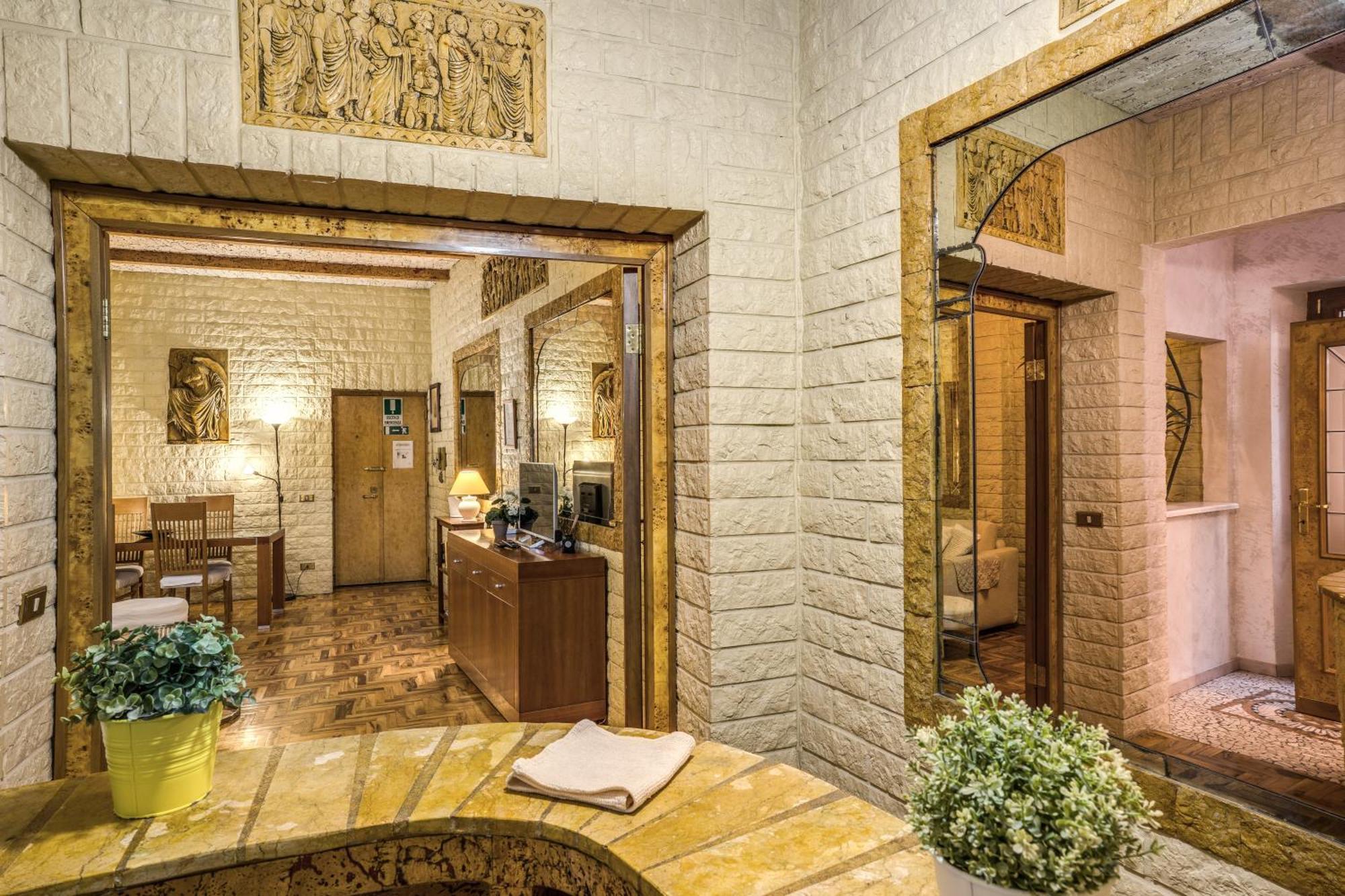 Fontana Di Trevi Charming Apartment Рим Экстерьер фото
